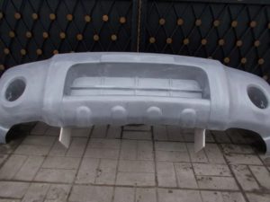 Силовой передний бампер на Nissan NP300