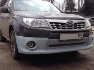 Накладка на передний бампер Subaru Forester 3