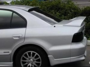 Спойлер (козырек) mitsubishi galant 8