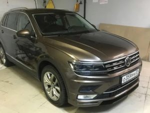 Накладка Parsan переднего бампера Volkswagen Tiguan 2