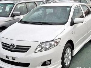 Накладка на передний бампер Toyota Corolla E140