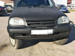 Силовой передний бампер на Chevrolet Niva