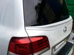 Спойлер крышки багажника для Lexus LX570