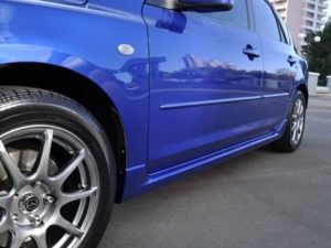 Накладки на пороги штатные Mazda 3