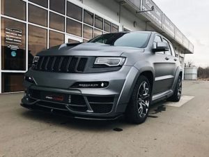 Решетка радиатора Jeep Grand Cherokee WK2